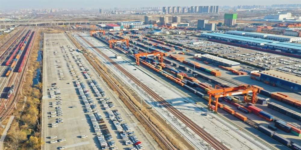 巴中市哈尔滨局集团公司工建公司密山站集装箱场区改造工程