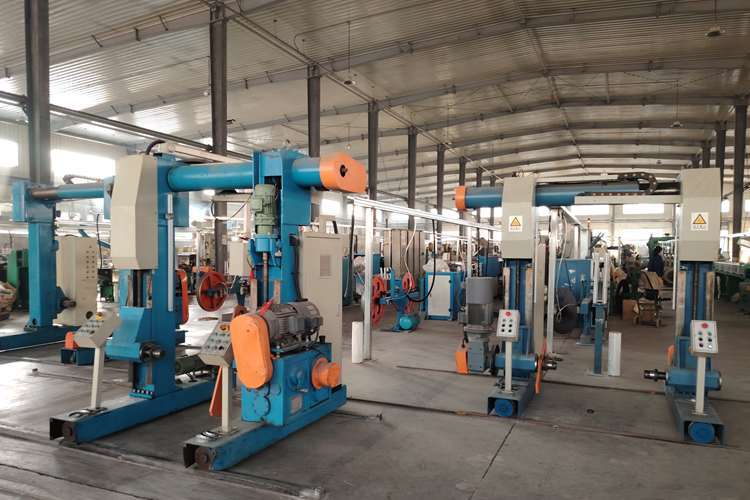 巴中市光缆和光纤有什么区别？沈阳光缆厂家